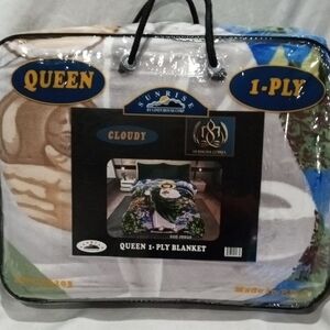 San Judas ( Saint Jude )Queen Blanket - Cloudy Design